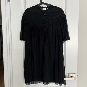 SOLD ❌ Aritzia Wilfred pleated black dress